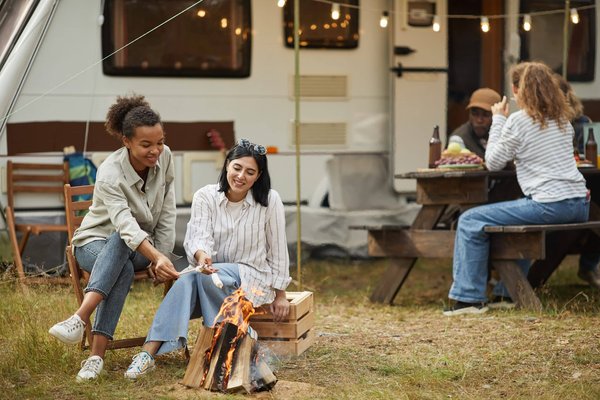 Les campings sur l'île d'Oléron offrent-ils des accès directs à la plage ?
